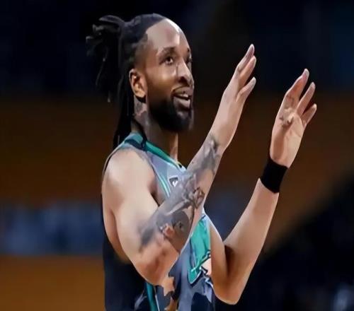 费回忆,去年夏季接,到离队通知,皇冠体育app下载,皇冠体育官网,澳门皇冠体育,bet皇冠体育在线